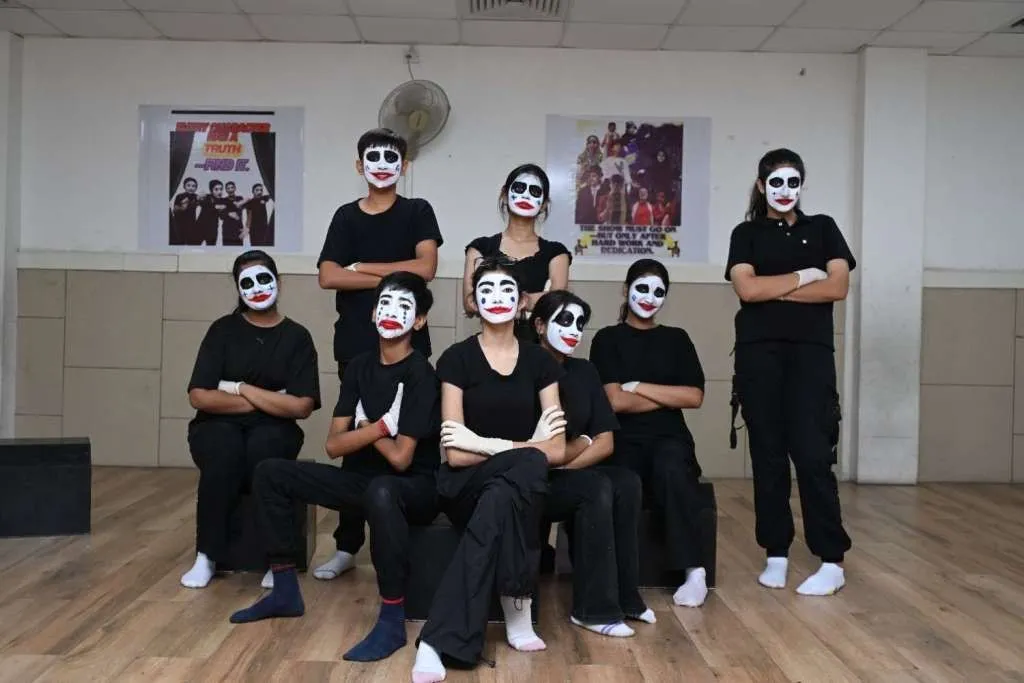 Best schools for theatre and arts, Sapphire International school